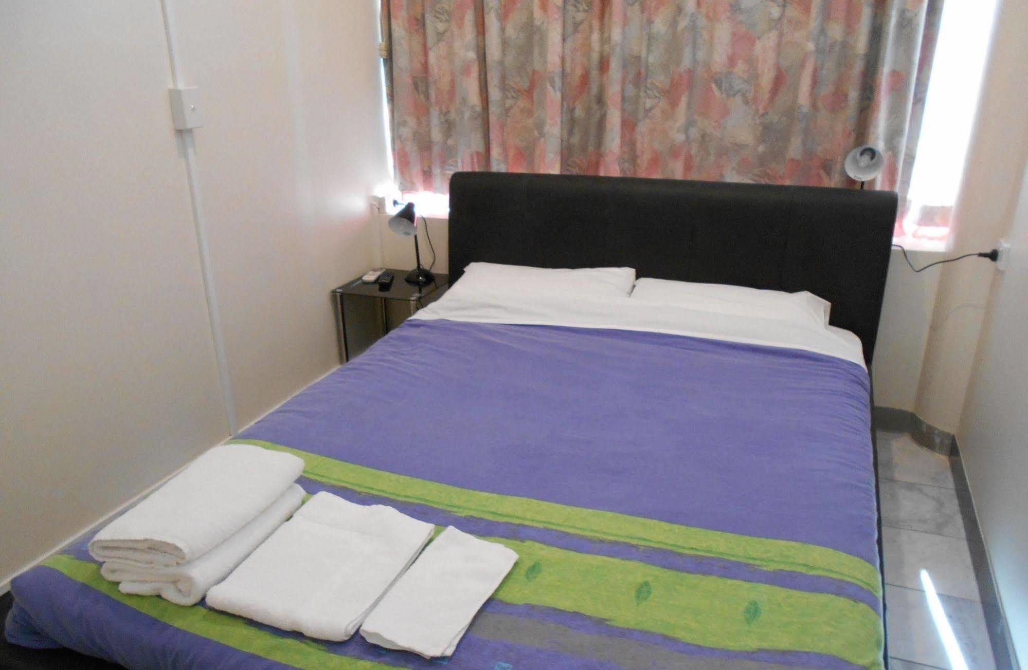 ฮาร์ริงตันส์ 102 โฮเต็ล Hotel โฮบาร์ต ภายนอก รูปภาพ